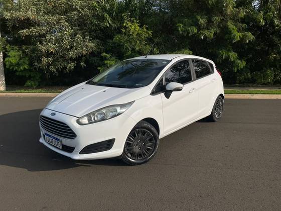 FORD FIESTA 1.6 SE HATCH 16V FLEX 4P MANUAL FORD FIESTA 1.6 SE HATCH 16V FLEX 4P MANUAL